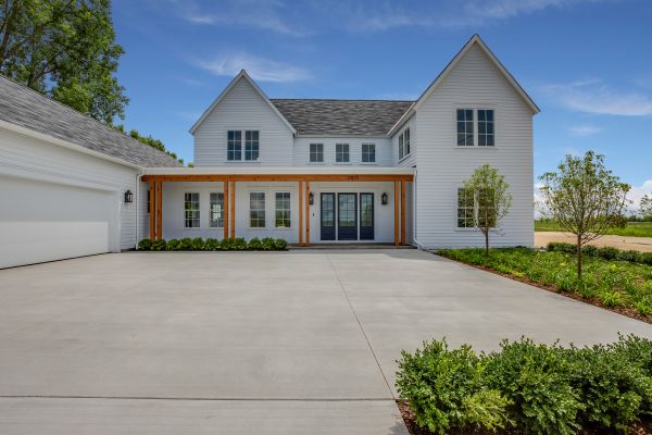 Cost of Concrete Driveway Service in Fresno