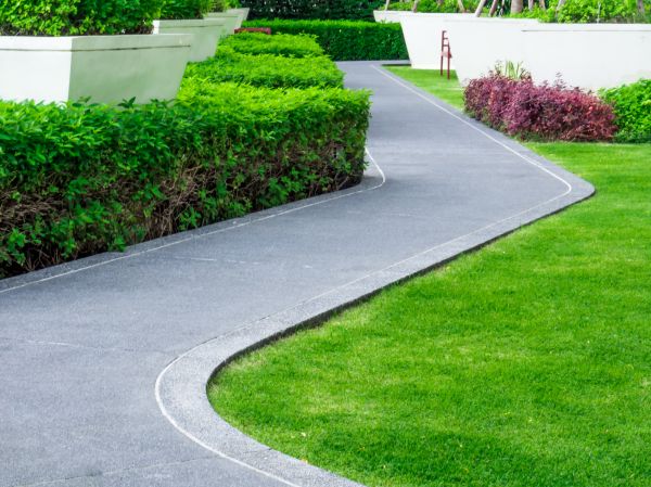 Walkway Curb Installation in Fresno