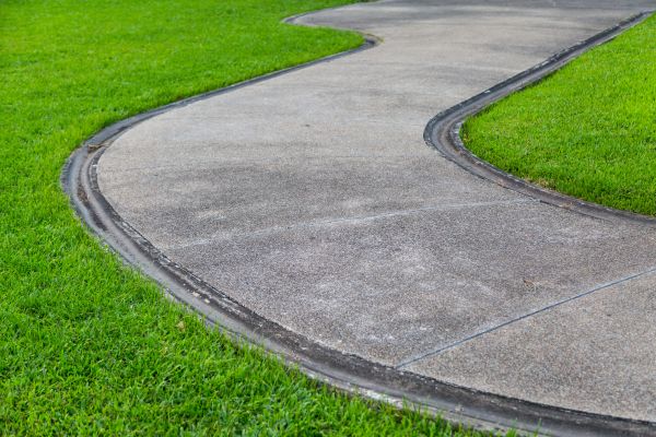 Concrete Sidewalk Construction in Fresno