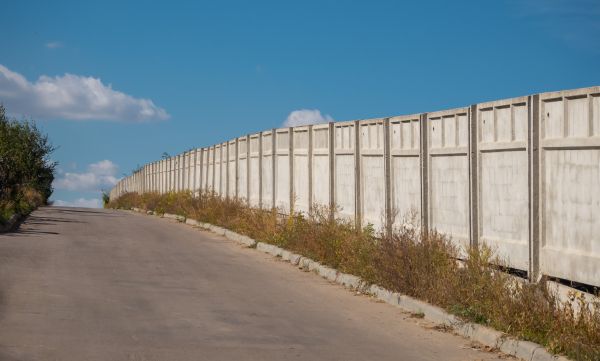 Cement Fence Installation in Fresno