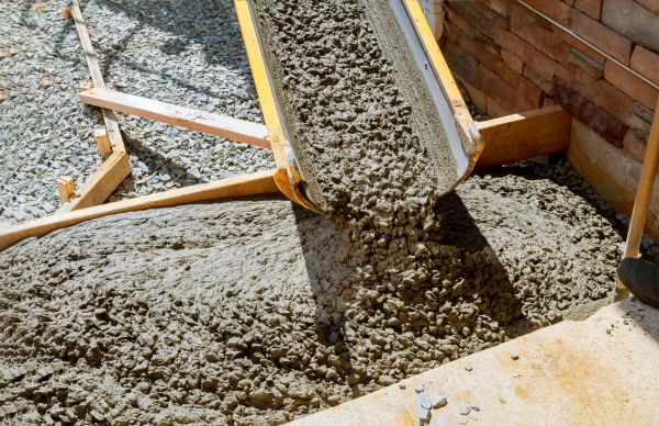 Cement Walkway Pouring in Fresno