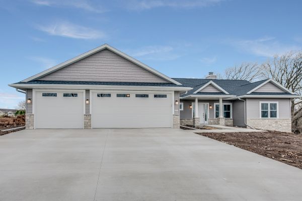 Driveway Concrete Laying in Fresno